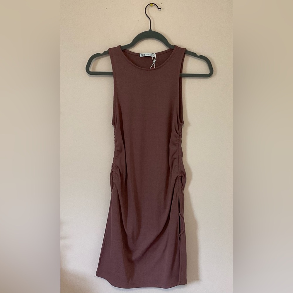Ribbed Knit Midid Dress